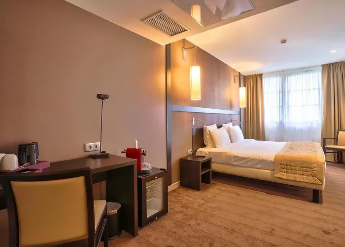 Simon\'S Boutique Hotel